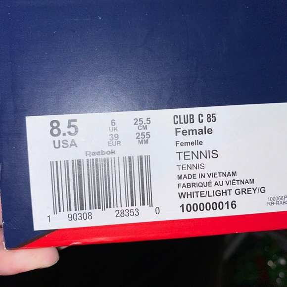 New size 8 1/2 Reebok Classics with box - Picture 6 of 6